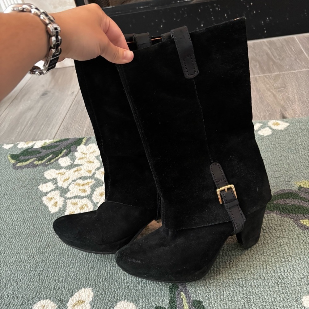 Earthies Black Suede Heeled Boots